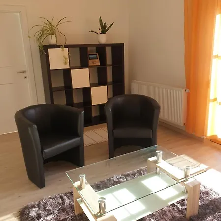 Am Stadtrand Von Apartman