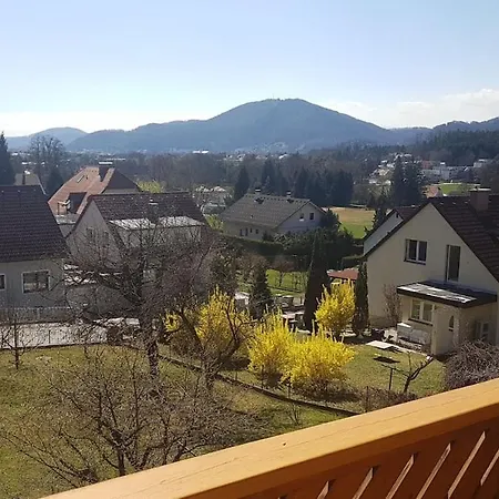 Am Stadtrand Von * グラーツ