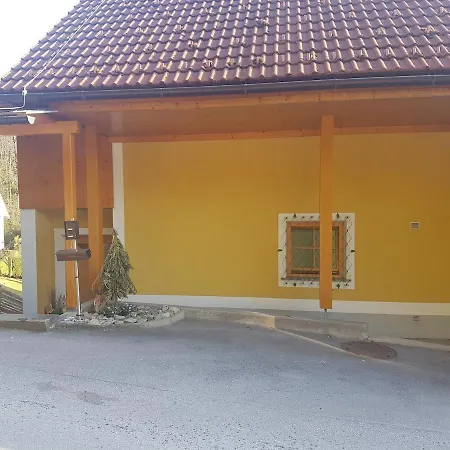 Am Stadtrand Von グラーツ